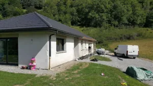 Girard Jean-Michel – FAÇADE – CHAPE FLUIDE – BÉTON CIRÉ à Gap