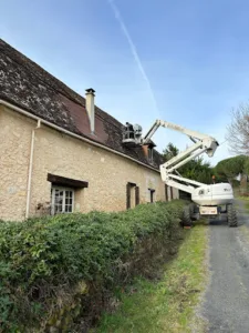 Futur Bâtiment Couvreur Charpentier Ravalement de Façade Bergerac Zingueur 24 à Bergerac