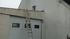 Entreprise Renard isaie Peinture Ravalement Traitement Anti-mousse toiture à Morlaix 29600 à Morlaix
