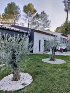 Laurent Rambicur Façade à Pierrevert