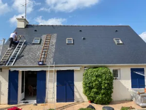 COUVREUR ZINGUEUR ??RÉNOV ARDOISE ÉTANCHÉITÉ INFILTRATION D’EAU REMPLACEMENT DE FAÎTIÈRE à Brest