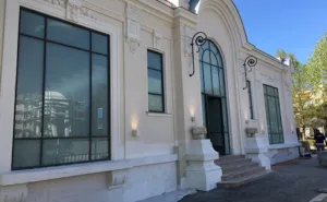 ADP 2000 à Le Mesnil-le-Roi