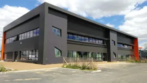 Cléaux – Enveloppe du bâtiment à Montataire