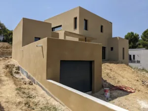 ? FAÇADE , piscine , traitement humidité à Cannes