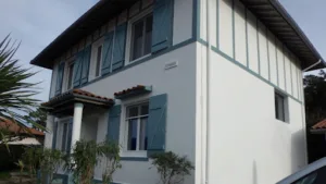 ?? FAÇADES BASQUES – Applicateur Exclusif VERTIKAL à Hasparren