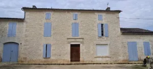 MAURY FAÇADES à Échallat