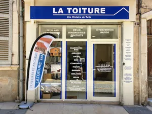 LATOITURE. à Bormes-les-Mimosas