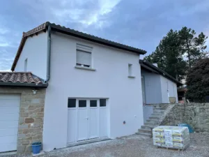 Façades 07.26 à Ucel