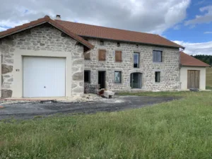 H Facade à Ambert