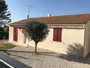 FRANCE REVET Bouches du Rhône à Tarascon