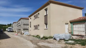 Ordek façades à Roussillon