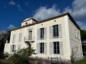 FAÇADES DU VAR – Applicateur Exclusif Vertikal à Le Pradet