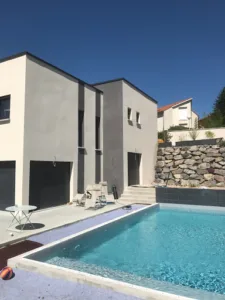AGCA FAÇADES à Thiers