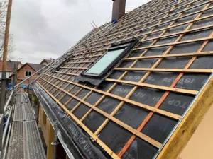 ENTREPRISE RELOOK HABITAT: Artisan peintre couvreur Chartres – Démoussage – Peinture façade toiture 28 Eure-et-Loir Luisant à Chartres