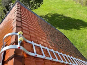MR BERGER: Façadier Angers – Rénovation Nettoyage façade toiture Ravalement Étanchéité Pose enduit 49 Maine-et-Loire Avrillé à Verrières-en-Anjou
