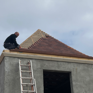 Hb rénovation toiture peinture nettoyage maçonnerie à Dijon
