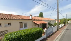 Bati Rénovation Charente – Artisan Peintre Interieur Exterieur Nettoyage Facade Ravalement à Champniers