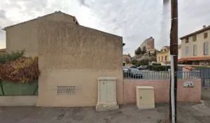 Facades Du Midi Coetto à Marseille